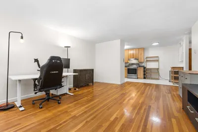 39 Englewood Ave #12A
