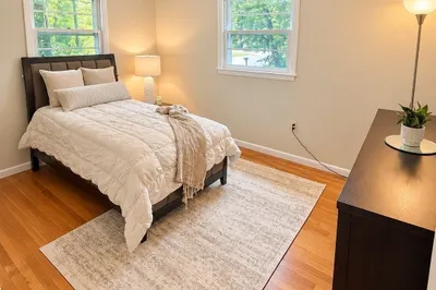 15 Carriage Dr 1
