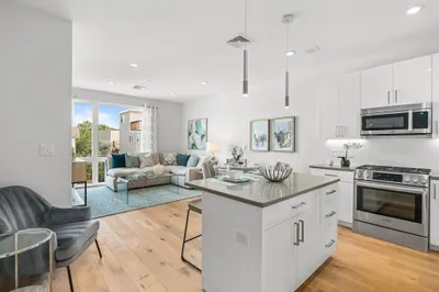 420 West Broadway #304 1