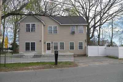 256 Fox Avenue