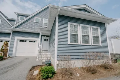 16 Nina Ct #8 1