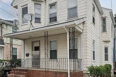 29 Lincoln St #2
