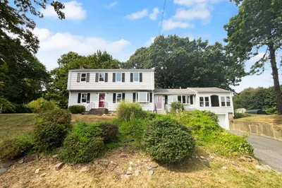 36 Fort Meadow Dr 1