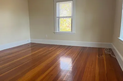 39 Davis Ave #2