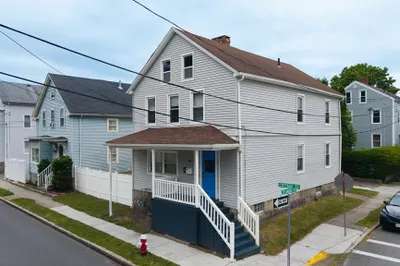 385 Cottage St