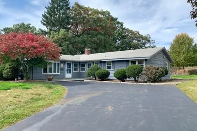 83 Joseph Rd