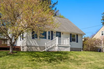 14 Davis Rd