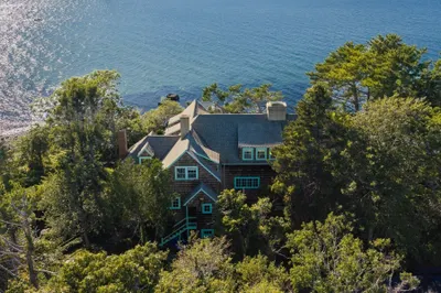 46 Gardiner Rd 1