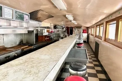 311 Main St 1