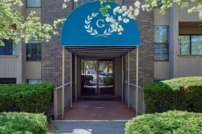 42 Shrewsbury Green Drive #L