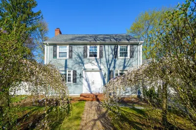 822 Walnut St