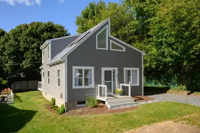 27 Abington Ave 1
