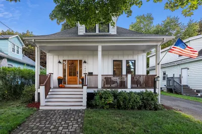 197 Brookside Pkwy 1