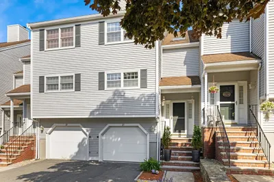 27 Tanglewood Ln #27 1