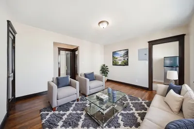 39 Richardson Ave #4 1