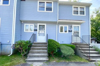 120 Portland St #2 1