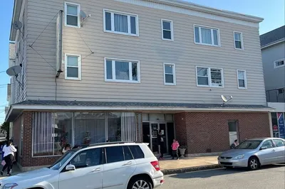 9 Davis St #1W