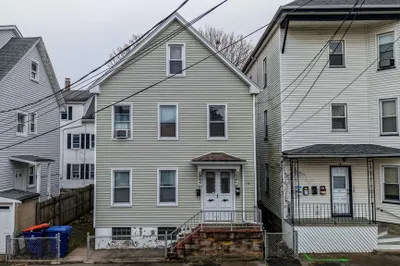 10 Mulberry St 1