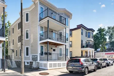 5 Tovar Street #1R 1
