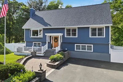 10 Seneca Ln 1