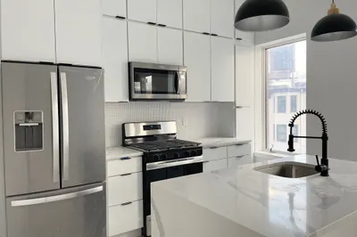 108 Chelsea Street #2F