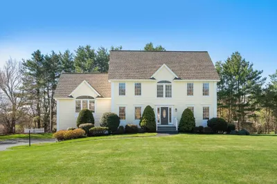 1 Silver Brook Rd 1