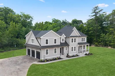 1 Sanders Lane 1