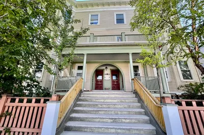 52 Beacon St #2