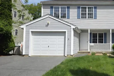 42 Castine St 1
