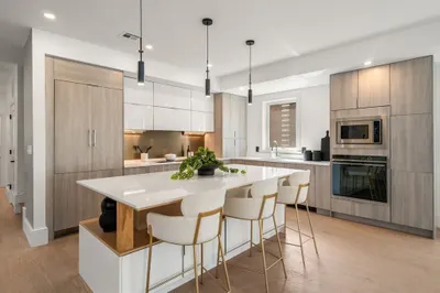33 Evergreen St #1