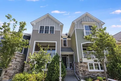 111 Boatwrights Loop