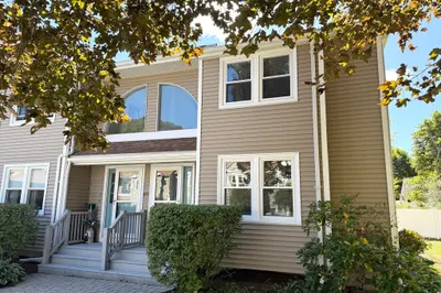 655 Pleasant Street #8 1