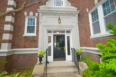 52 Babcock St #3