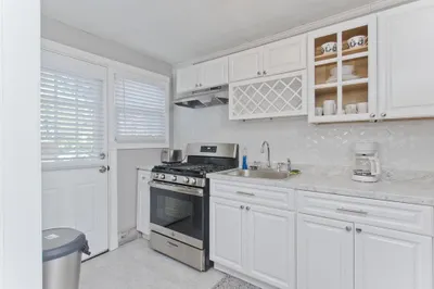 44 Colony Road #44 1