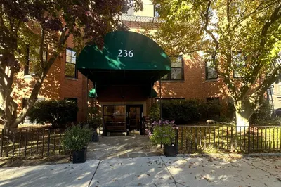 236 Beacon Street #1B 1