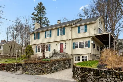 33 Brunswick Rd