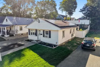 42 Mokema Ave 1
