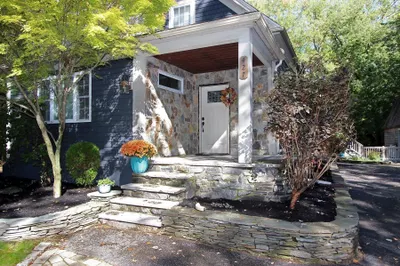 427 Bedford Street 1