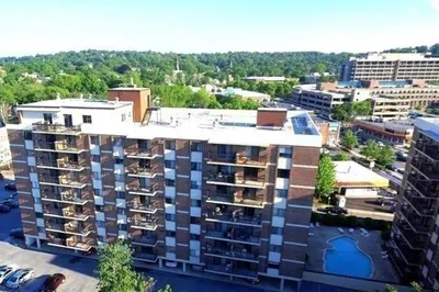 10 Williams St #56
