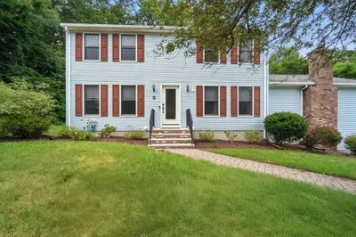 5 Brookside Drive
