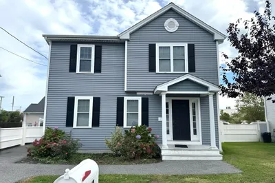 646 Laurel St 1