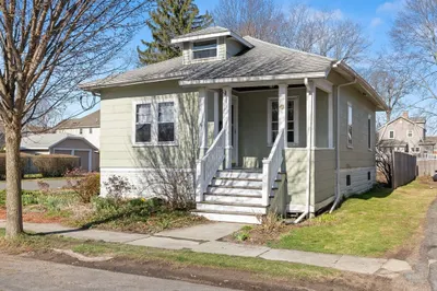 125 Colby St 1