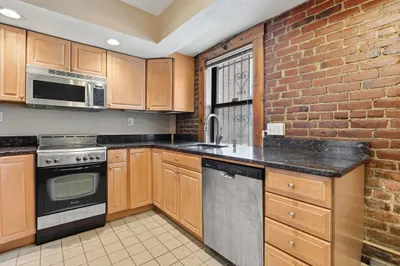111 Jersey Street #20A 1