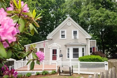 33 Whitman St