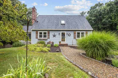 9 Bridle Path Lane 1