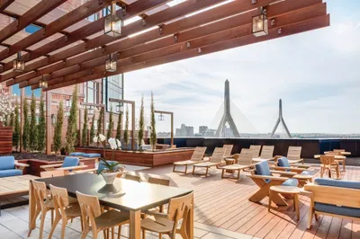 100 Lovejoy Wharf #9C