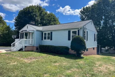43 Harriet Ave 1