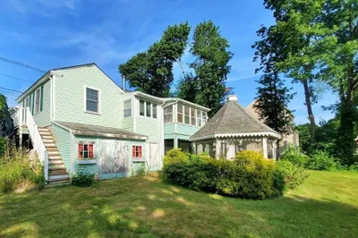 92 Plymouth Street
