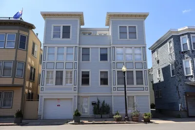 124-126 Bunker Hill Street #2