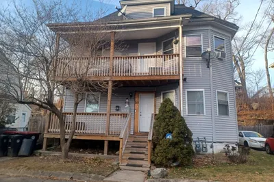 61 Ellsworth St